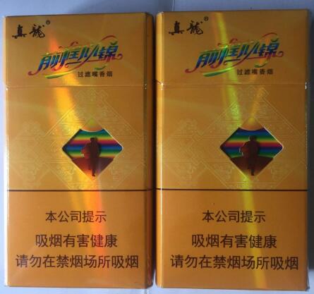 国外烟花飞到人身上爆炸